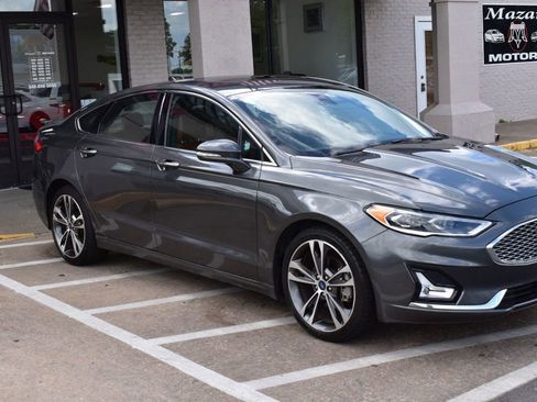 Used 2020 Ford Fusion Titanium image 9