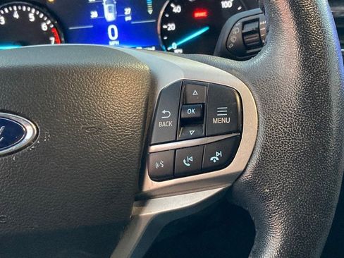 Used 2023 Ford Explorer XLT w/ Equipment Group 202A RWD image 18