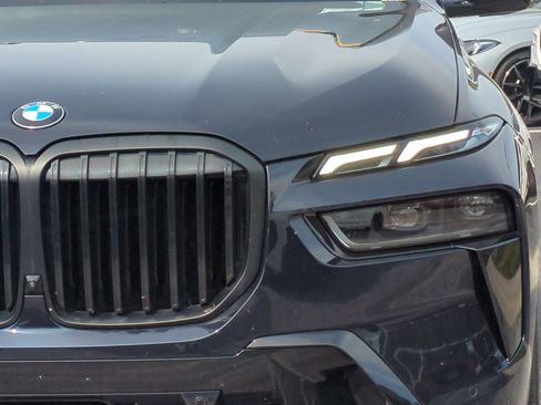 Certified 2023 BMW X7 xDrive40i w/ Executive Package image 6