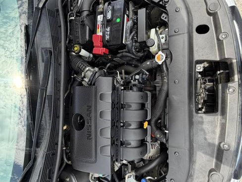 Used 2017 Nissan Sentra SV FWD image 13