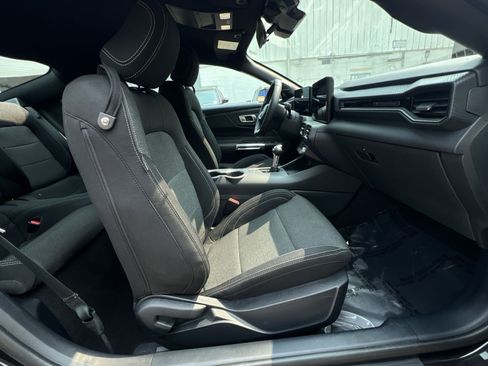Used 2024 Ford Mustang Coupe RWD image 47