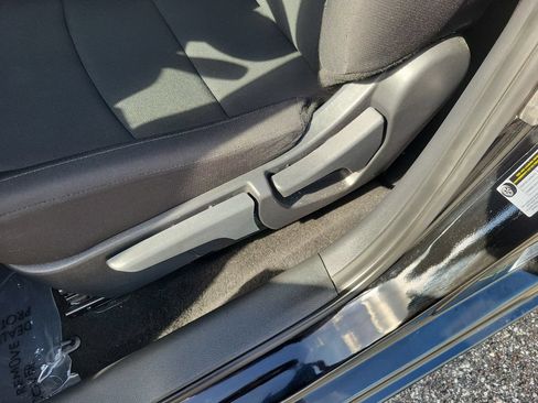Certified 2025 Nissan Sentra S FWD image 15