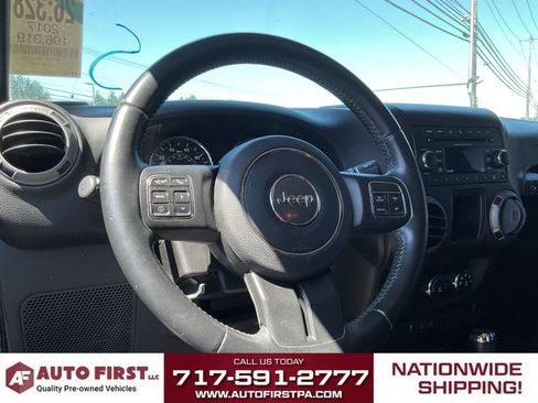 Used 2017 Jeep Wrangler Unlimited Sport w/ Connectivity Group AWD/4WD image 11