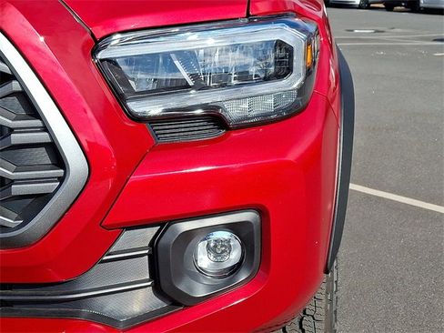Used 2023 Toyota Tacoma TRD Off-Road image 9