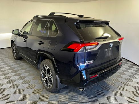 Used 2024 Toyota RAV4 XSE w/ Weather Package AWD/4WD image 7