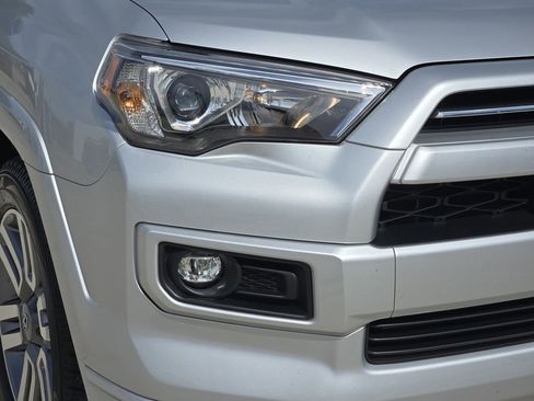Used 2023 Toyota 4Runner TRD Sport w/ Technology Package AWD/4WD image 9