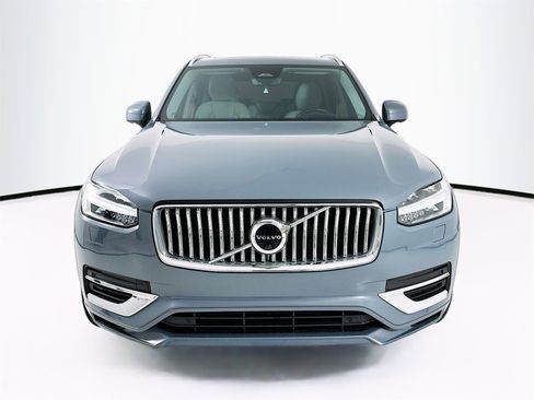 Used 2023 Volvo XC90 T8 Ultimate image 2