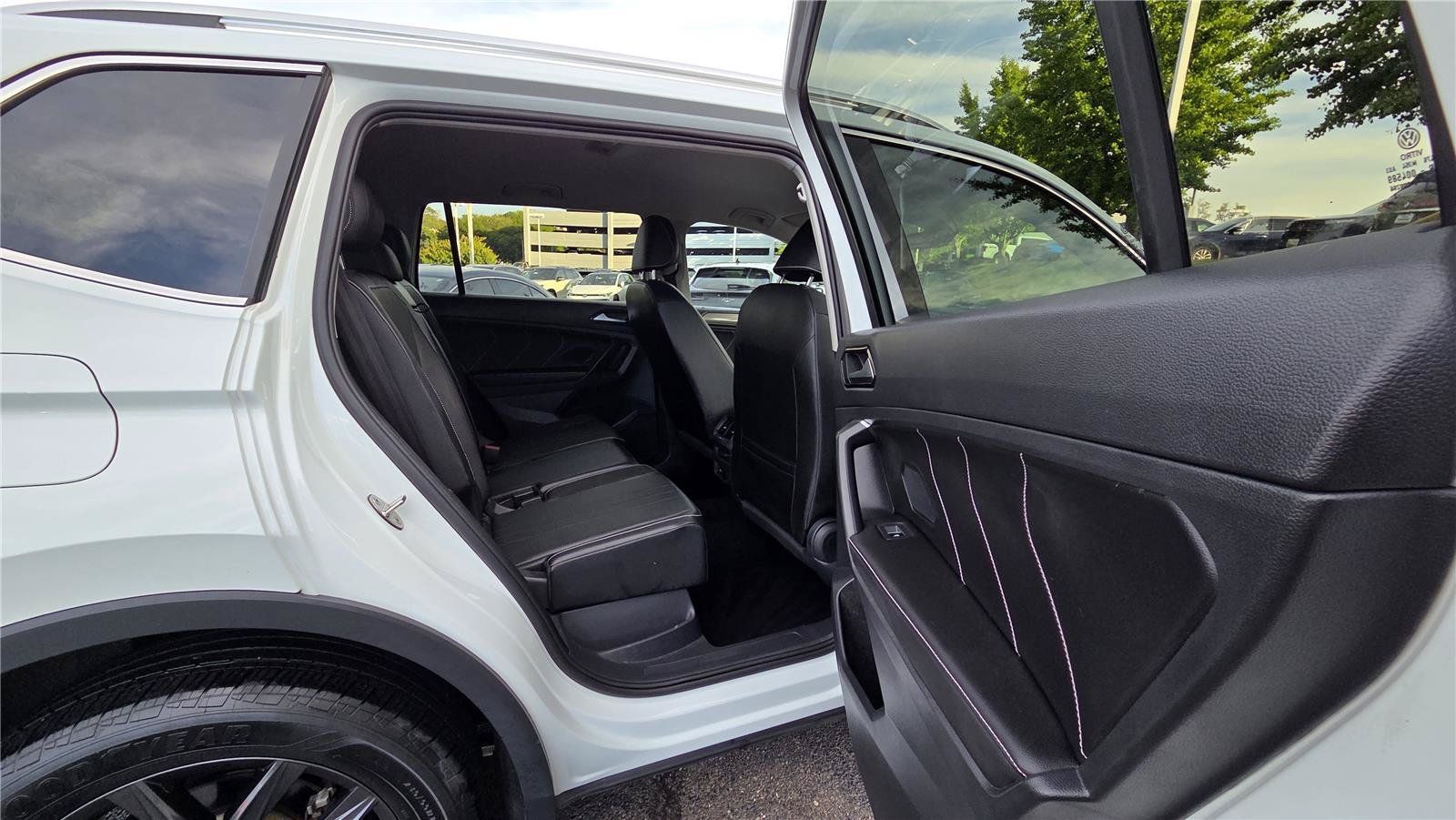 Certified 2022 Volkswagen Tiguan SE AWD/4WD image 34