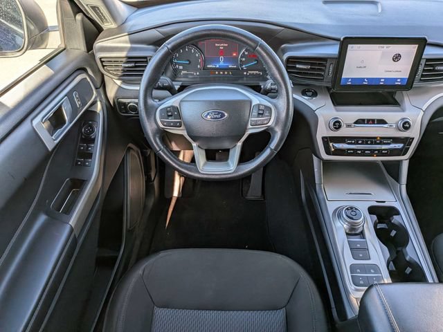Used 2023 Ford Explorer XLT RWD image 17