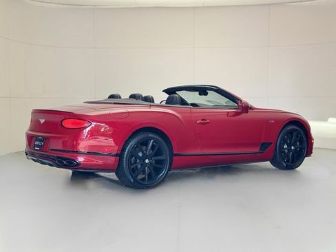 New 2024 Bentley Continental GT V8 image 2