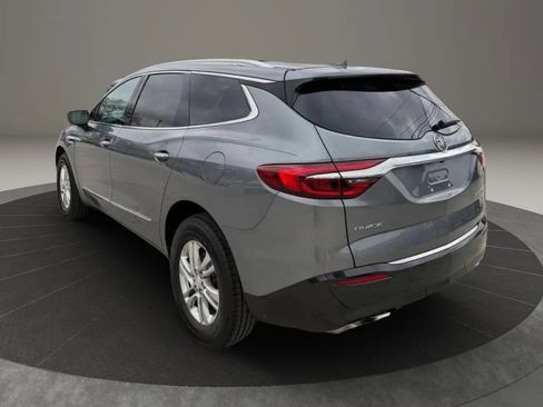 Used 2018 Buick Enclave Essence AWD/4WD image 5