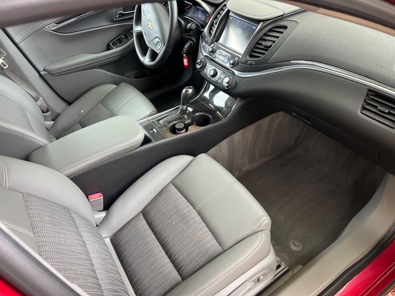 Used 2014 Chevrolet Impala LT w/ Convenience Package FWD image 7