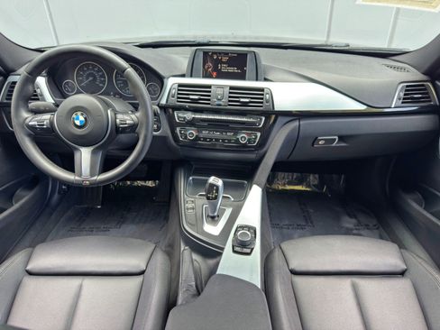 Used 2017 BMW 320i xDrive Sedan image 12