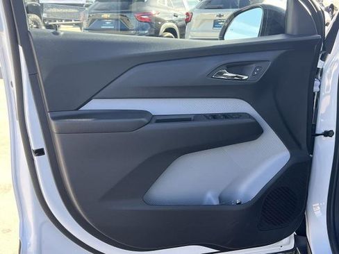 New 2027 Chevrolet Bolt LT w/ Comfort Package image 21