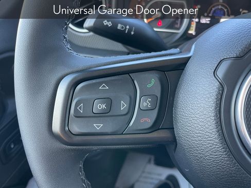 New 2025 Jeep Gladiator Rubicon w/ Convenience Group image 19