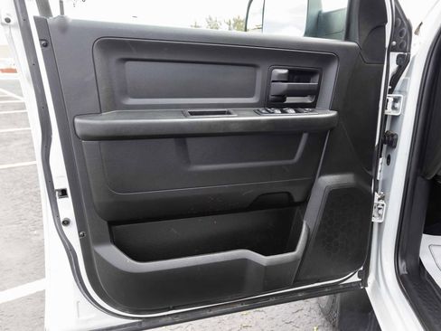 Used 2018 RAM 2500 Tradesman w/ Chrome Appearance Group AWD/4WD image 10