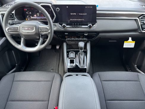 New 2026 GMC Canyon Elevation image 14