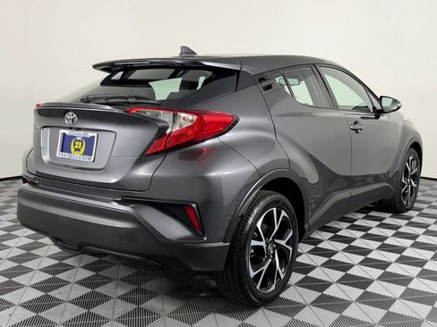 Used 2018 Toyota C-HR XLE FWD image 8