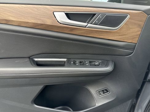 New 2026 Volkswagen Atlas SE image 14