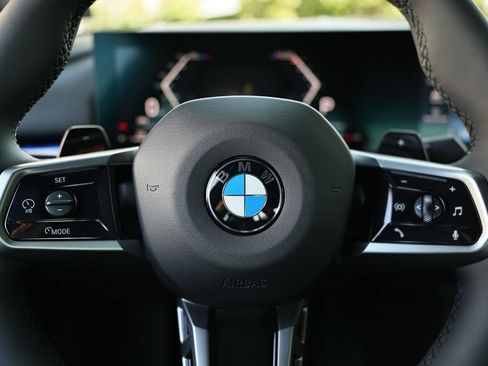 Used 2027 BMW 530i xDrive w/ M Sport Package AWD/4WD image 32