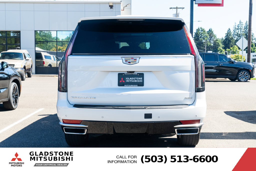 Used 2021 Cadillac Escalade ESV Premium Luxury w/ Performance Package AWD/4WD image 6