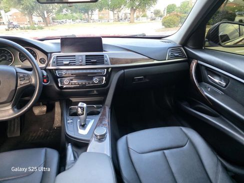 Used 2017 BMW 320i Sedan image 22