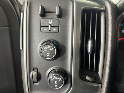 Used 2016 Chevrolet Silverado 1500 LT image 17