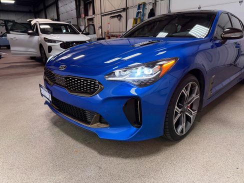 Used 2018 Kia Stinger GT2 AWD/4WD image 33