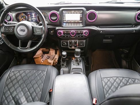 Used 2021 Jeep Gladiator Willys image 13