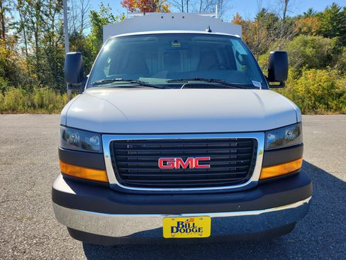 New 2025 GMC Savana 3500 w/ Power Convenience Package image 10
