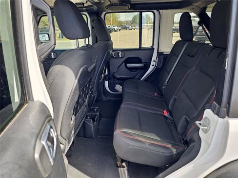 Used 2020 Jeep Wrangler Unlimited Rubicon AWD/4WD image 31