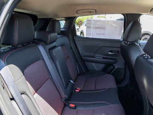 New 2026 Nissan Kicks SR FWD image 17