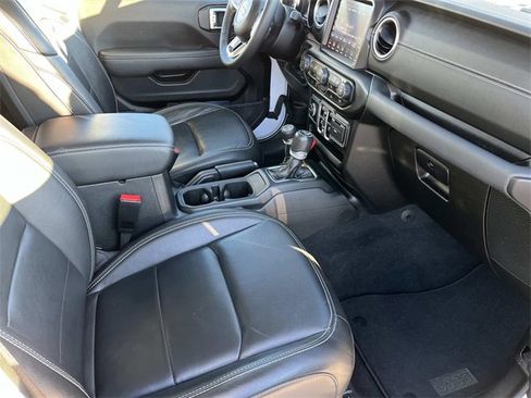 Used 2023 Jeep Wrangler Unlimited Sahara w/ Cold Weather Group image 21