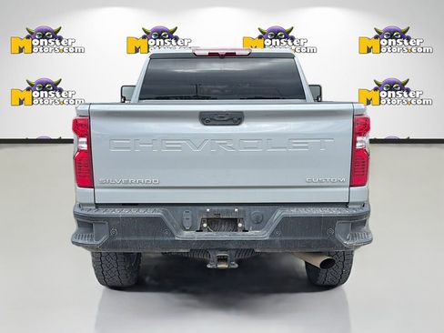 Used 2025 Chevrolet Silverado 2500 Custom w/ Custom Value Package image 6