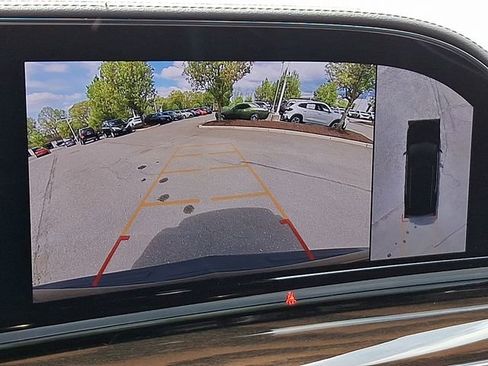 Certified 2023 Cadillac Escalade Sport Platinum w/ LPO, ONYX Package AWD/4WD image 18