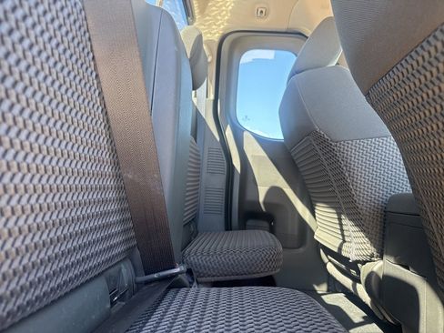 Used 2016 Nissan Frontier SV image 32