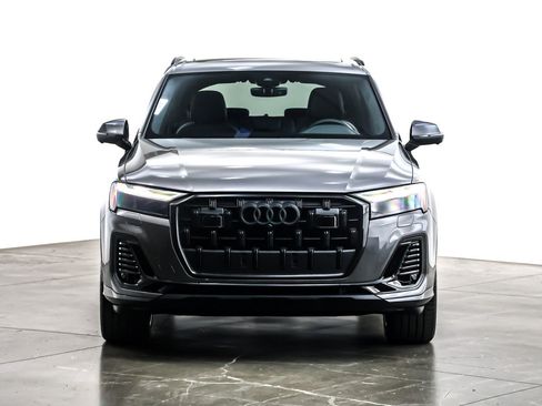 Used 2025 Audi Q7 3.0T Premium Plus w/ Premium Plus Package image 4