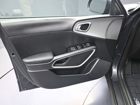 New 2025 Kia Soul S image 10