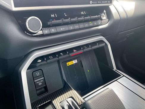 Used 2024 Toyota Tundra Platinum w/ TRD Off-Road Package image 26