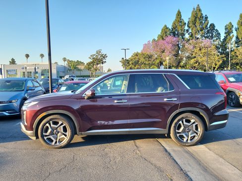 Used 2024 Hyundai Palisade Limited FWD image 3