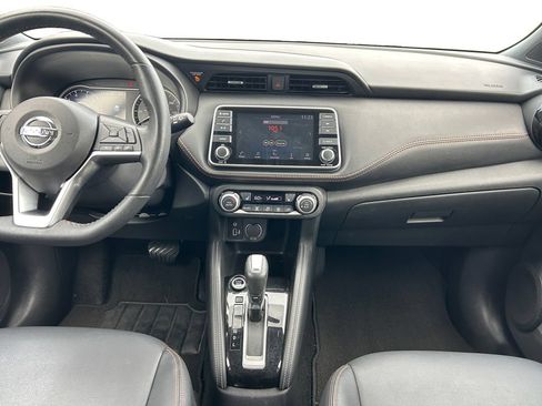 Used 2019 Nissan Kicks SR w/ SR Premium Package FWD image 12