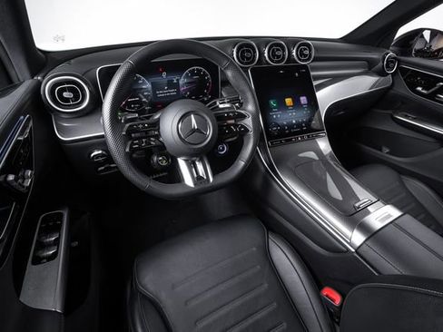 Used 2025 Mercedes-Benz GLC 43 AMG 4MATIC image 28