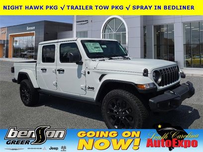 New 2025 Jeep Gladiator Sport