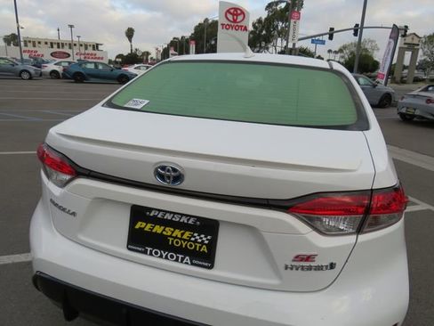 Used 2024 Toyota Corolla SE image 12