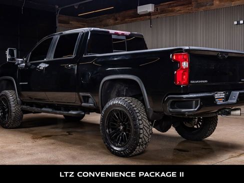 Used 2021 Chevrolet Silverado 2500 LTZ w/ Carhartt Edition AWD/4WD image 7