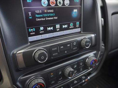 Used 2018 Chevrolet Silverado 1500 LT w/ All Star Edition AWD/4WD image 17