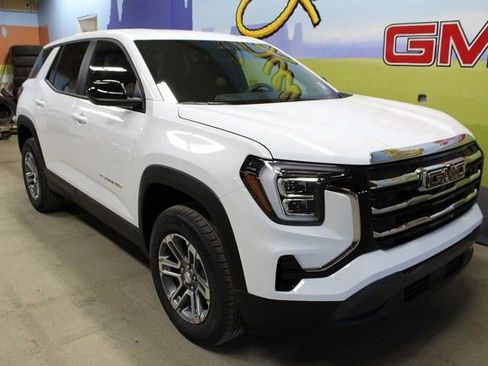 New 2026 GMC Terrain Elevation FWD image 3
