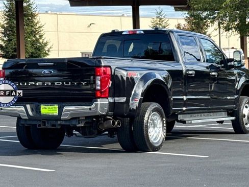 Used 2022 Ford F350 Lariat w/ FX4 Off-Road Package image 9