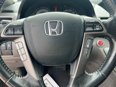 Used 2015 Honda Odyssey Touring Elite image 10