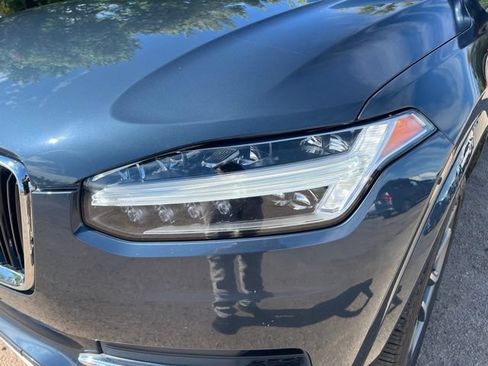 Used 2019 Volvo XC90 T6 Momentum w/ Protection Package Premier AWD/4WD image 10